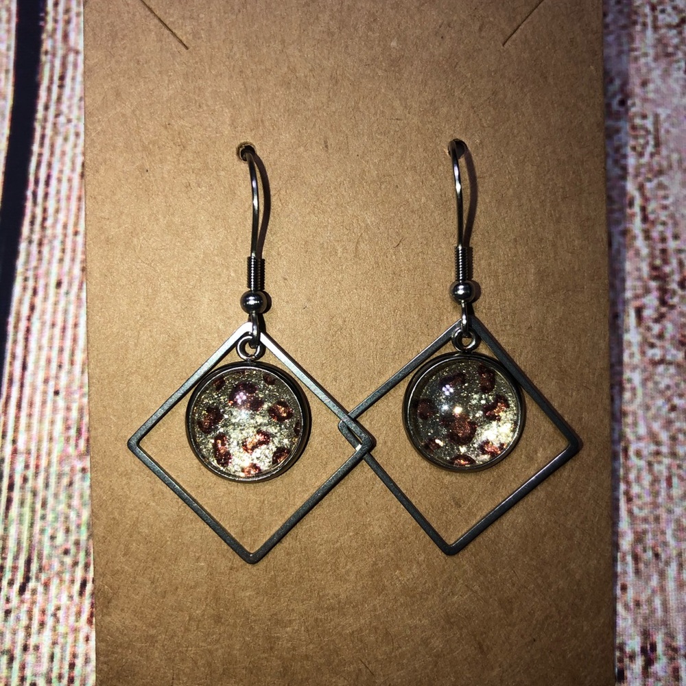 Color Street Dangle Earrings